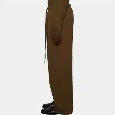 Fear of God Essentials Fall24 Fleece Relaxed Sweatpant Olive