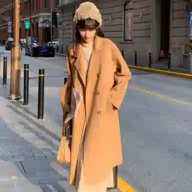 小镇姗姗 纯色系带长款毛呢大衣 女款