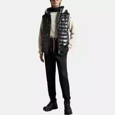 Moncler SS23 Logo