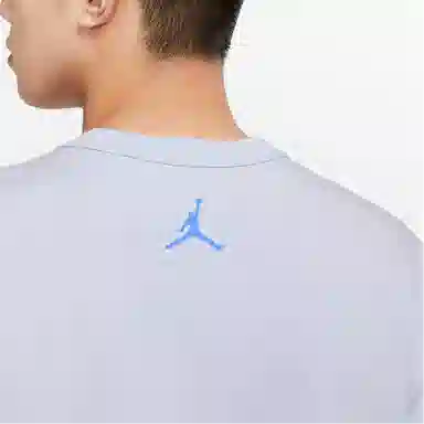 Jordan Sneaker T