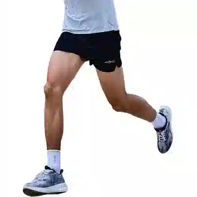 鸿星尔克 跑步系列 速干透气五分运动短裤 男款 正黑