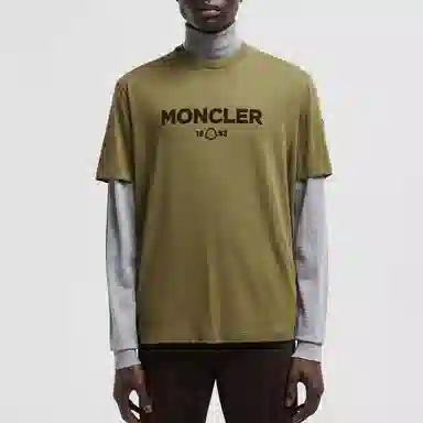 Moncler T