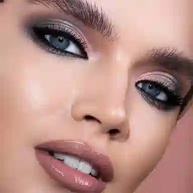 NATASHA DENONA 5 - 03