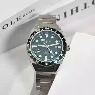 FERRAGAMO 43mm SFKP00523