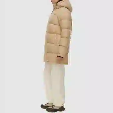 ARITZIA Super Puff cliMATTE Mid 6
