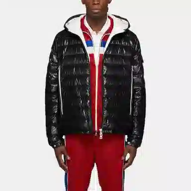 Moncler SS22