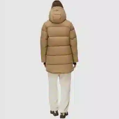 ARITZIA Super Puff cliMATTE Mid 6