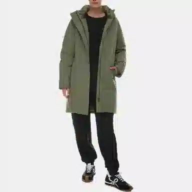 ARITZIA The Group by Babaton Explore Parka