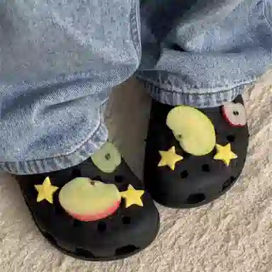 Crocs DIY