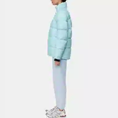 Aritzia Super Puff cliMATTE