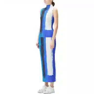 PLEATS PLEASE ISSEY MIYAKE