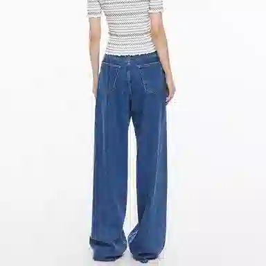 MOUSSY