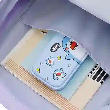 特步 背包女生大容量轻便减负护脊小学生三四五六年级女孩儿童双肩包 古治 书包 香芋紫