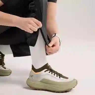 Arcteryx Norvan Windshell