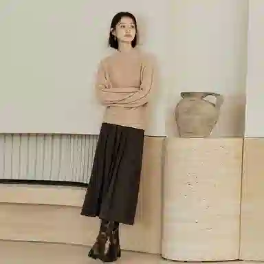 茵曼 纯色半高领长袖毛衣 女款