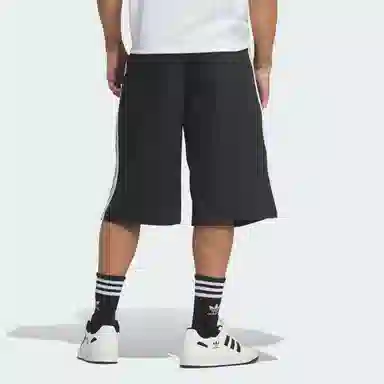 adidas originals Bermuda SS25 SHORTS logo