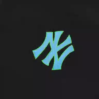 MLB Yankees Logo Windbreaker Black