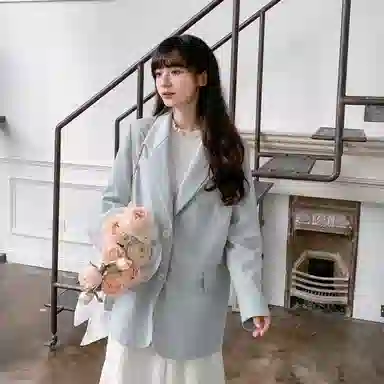 小镇姗姗 纯色宽松休闲西装 女款