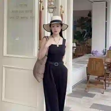 Lee Quilted Denim Shoulder Bag