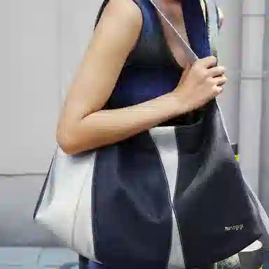 古良吉吉 小众设计师款拼色女包 牛皮 风筝托特包 大容量 女款 牛仔银