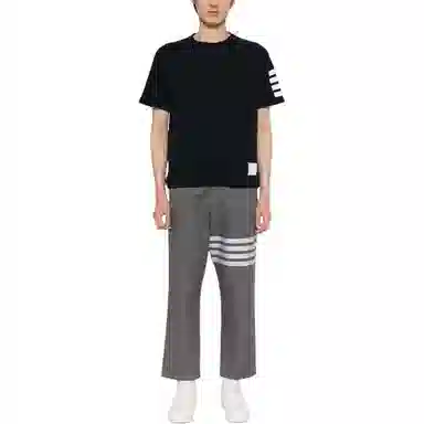 THOM BROWNE T