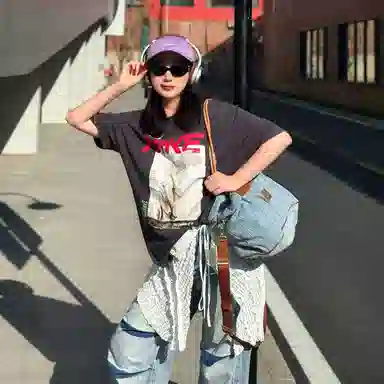 Lee Denim Shoulder Bag