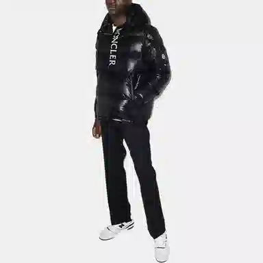 Moncler Maury FW22 Logo