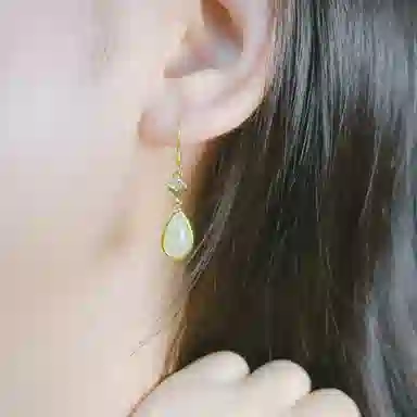 幸囍礼 元宝水滴 清冷感中式 高级极简风耳坠 和田玉耳环 青白玉 男女同款情侣款