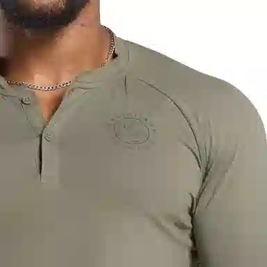 GYMSHARK Logo Long Sleeve T-Shirt Green