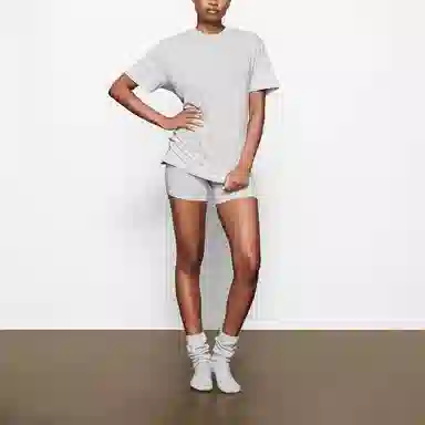 SKIMS Boyfriend T-Shirt Light Heather Grey