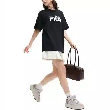 FILA T