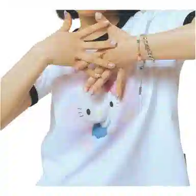 acme de la vie Sanrio Hello Kitty 3d Artwork Middle Crop Short Sleeve T-Shirt T