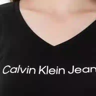 CALVIN KLEIN V T