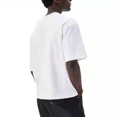 HM T