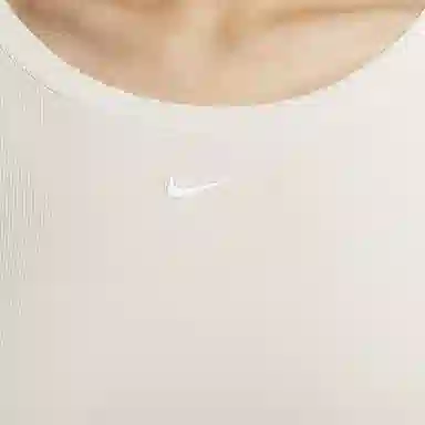 Nike Sportswear Chill Knit T