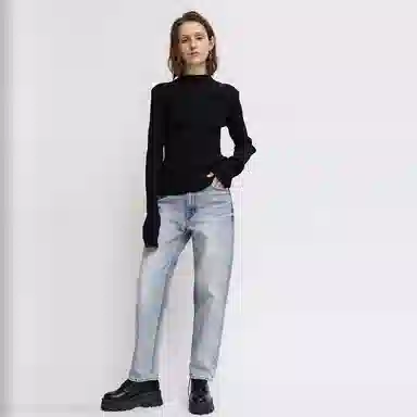 MOUSSY