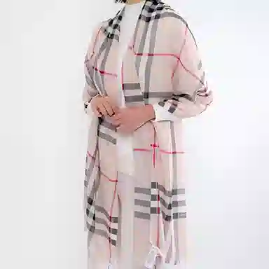 Burberry Vintage Check Logo