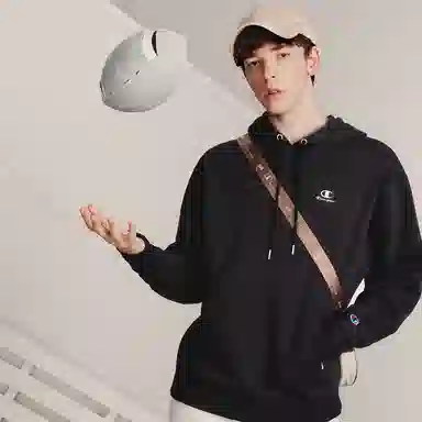 Champion FW22 US Life Logo