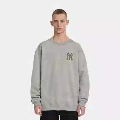 UNDEFEATED x New Era Logo