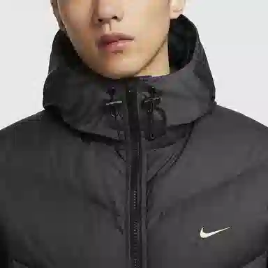 Nike Storm-FIT Windrunner