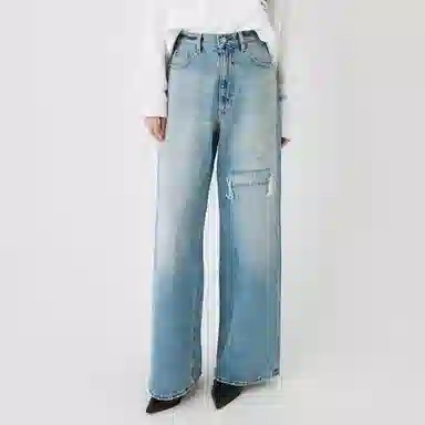MOUSSY