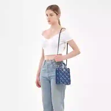 ROSA.K