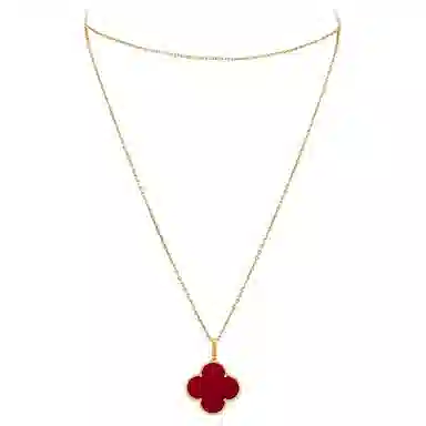 Van Cleef & Arpels Magic Alhambra