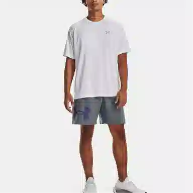 Under Armour T