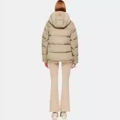 ARITZIA Super Puff (Re)cliMATTE 5