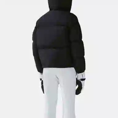 Moncler FW21 logo