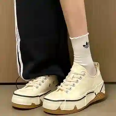 Beau Today Low Top Casual Sneakers Red