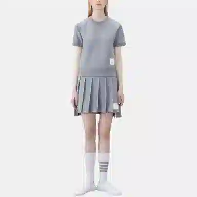 THOM BROWNE Logo