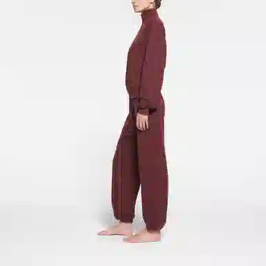 skims COTTON FLEECE CLASSIC QUARTER ZIP PULLOVER OXBLOOD