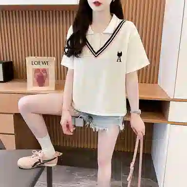 LAKESI T